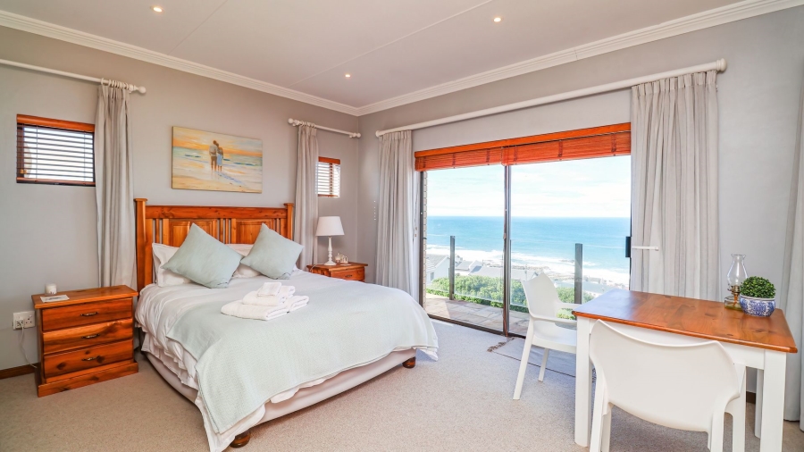 4 Bedroom Property for Sale in Jongensfontein Western Cape
